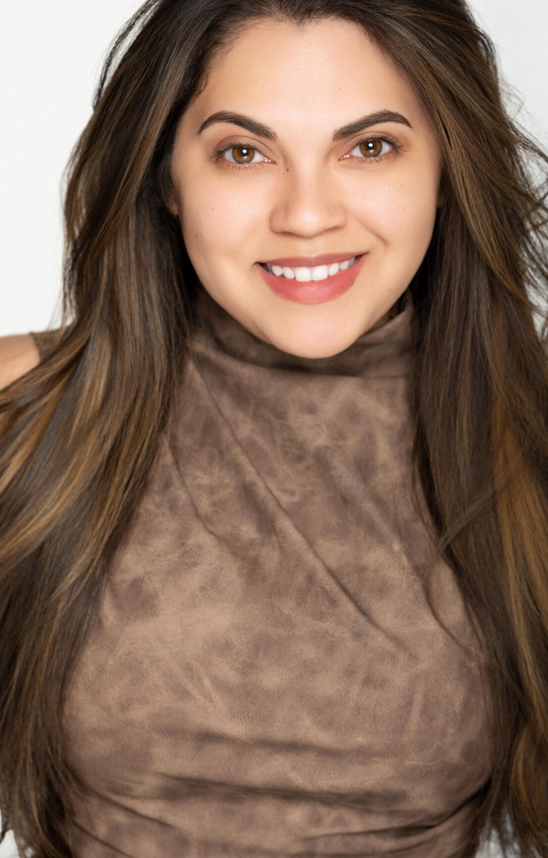 Melissa Cox l Voice Actor Image of Melissa Cox's voice actor home studio with acoustic panels, Neuman TLM103, Apollo Solo, and other professional equipment for animation, video games, live dubbing, and ADR. Quality inspected and tuned by audio engineer George "The Tech" Whittam.